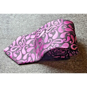 Ted Baker Tie 100% Italian Silk Paisley Purple Designer London Luxury USA 60"